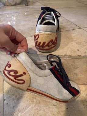 Gucci White Canvas Low-Top Sneakers with Navy & Red Accents